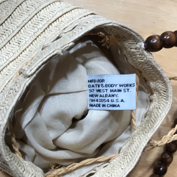 Small Bath & Body Works handbag - Picture 6 of 6